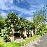 85 Tivoli Court, Rotherhithe Street, London, Se16 5Ud