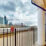 85 Tivoli Court, Rotherhithe Street, London, Se16 5Ud