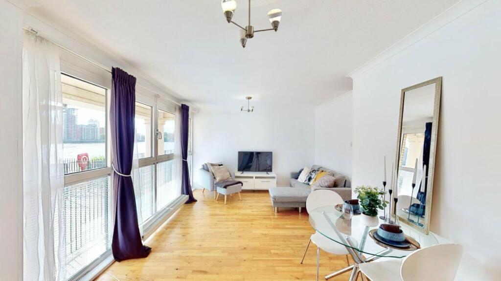 85 Tivoli Court, Rotherhithe Street, London, Se16 5ud *