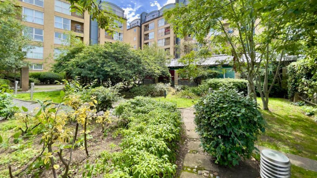 85 Tivoli Court, Rotherhithe Street, London, Se16 5ud Londres